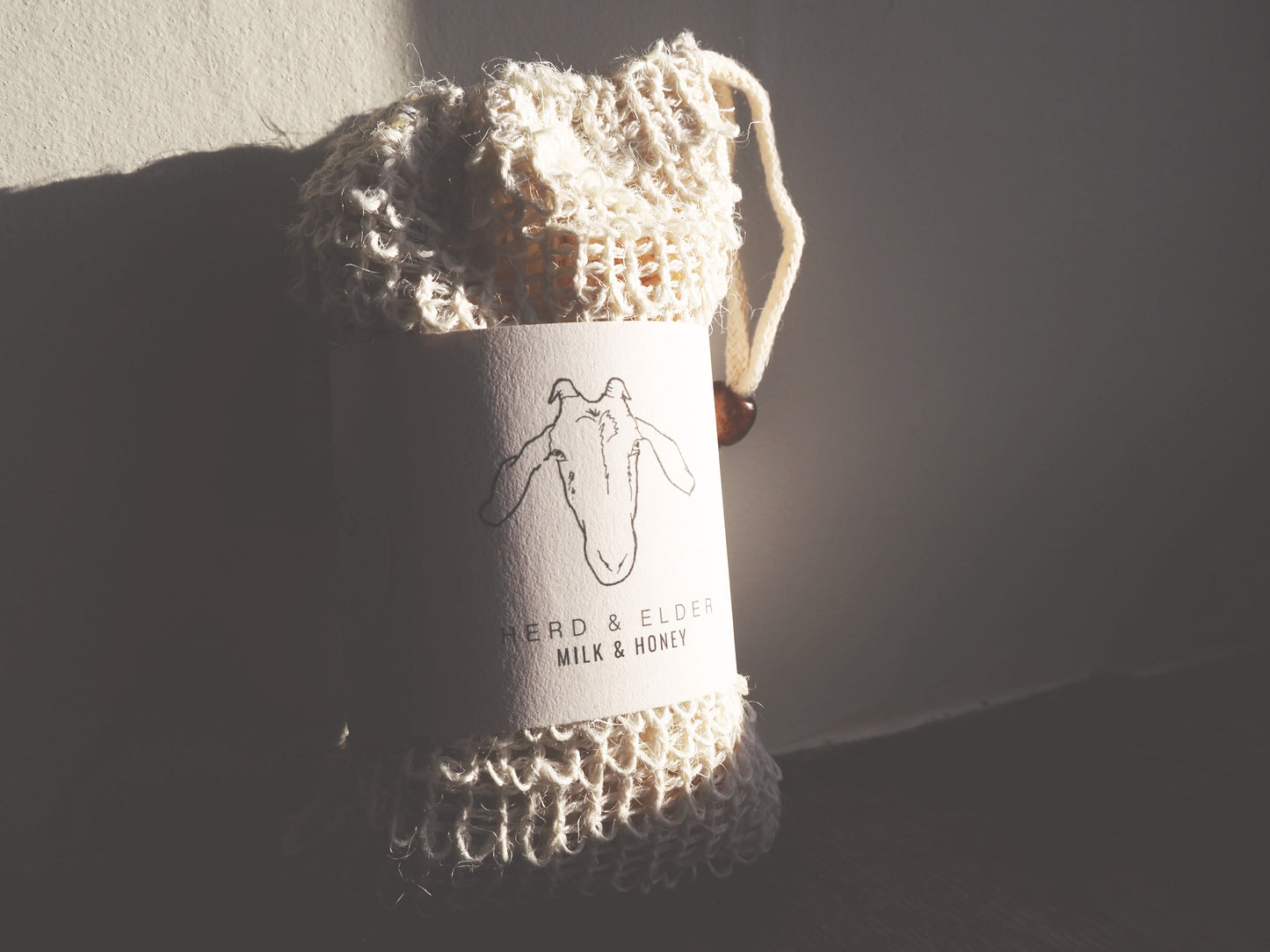 Honey Goats Milk Soap Bag - Exfoliating Scrub Bag