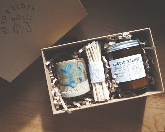 Candle Gift Set - Fragrance Oil Candle & BLUE Match Striker Pot