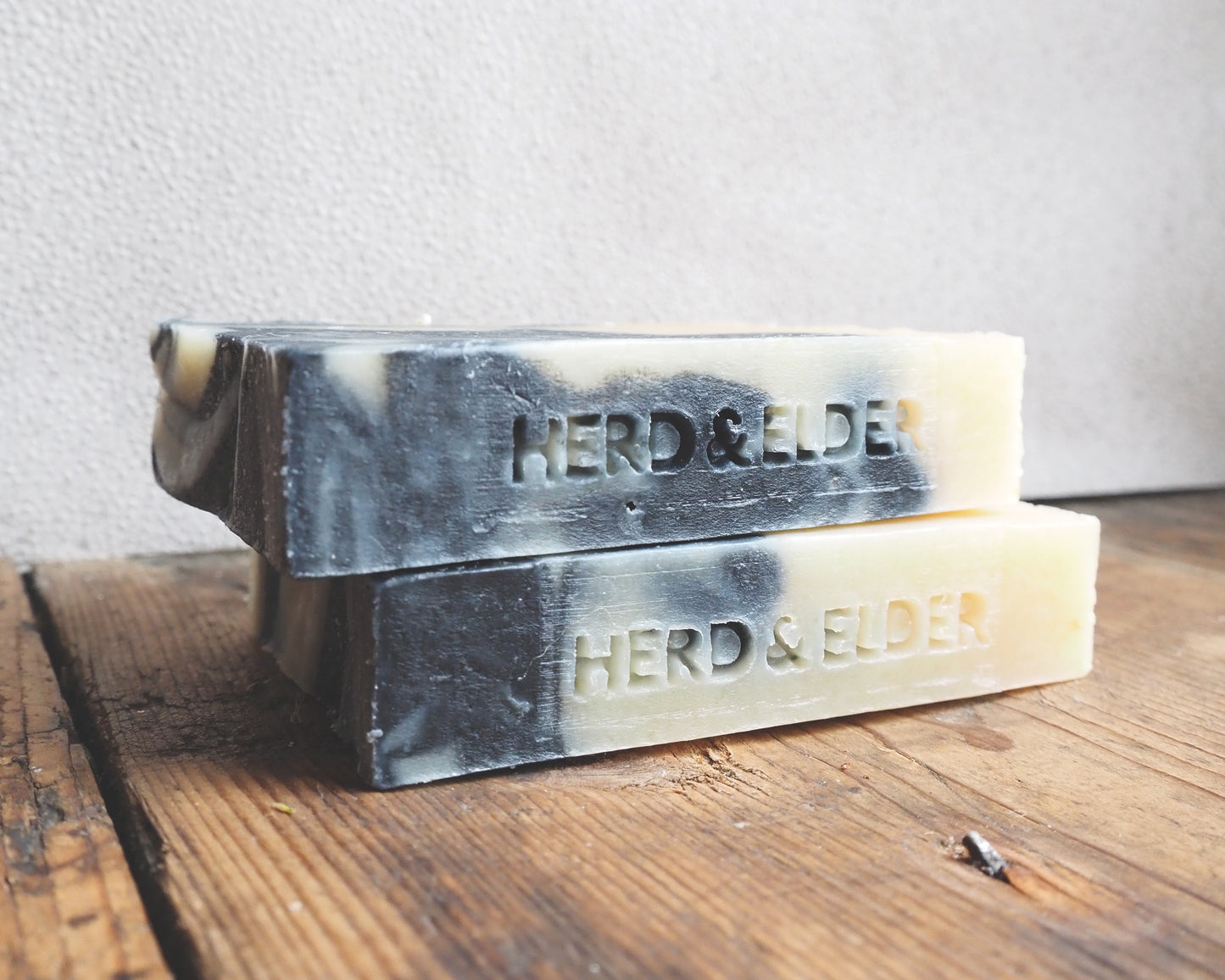 Forest Mist Goats’ Milk Soap – Sandalwood & Fir Needle | Natural, Handmade, Palm-Free