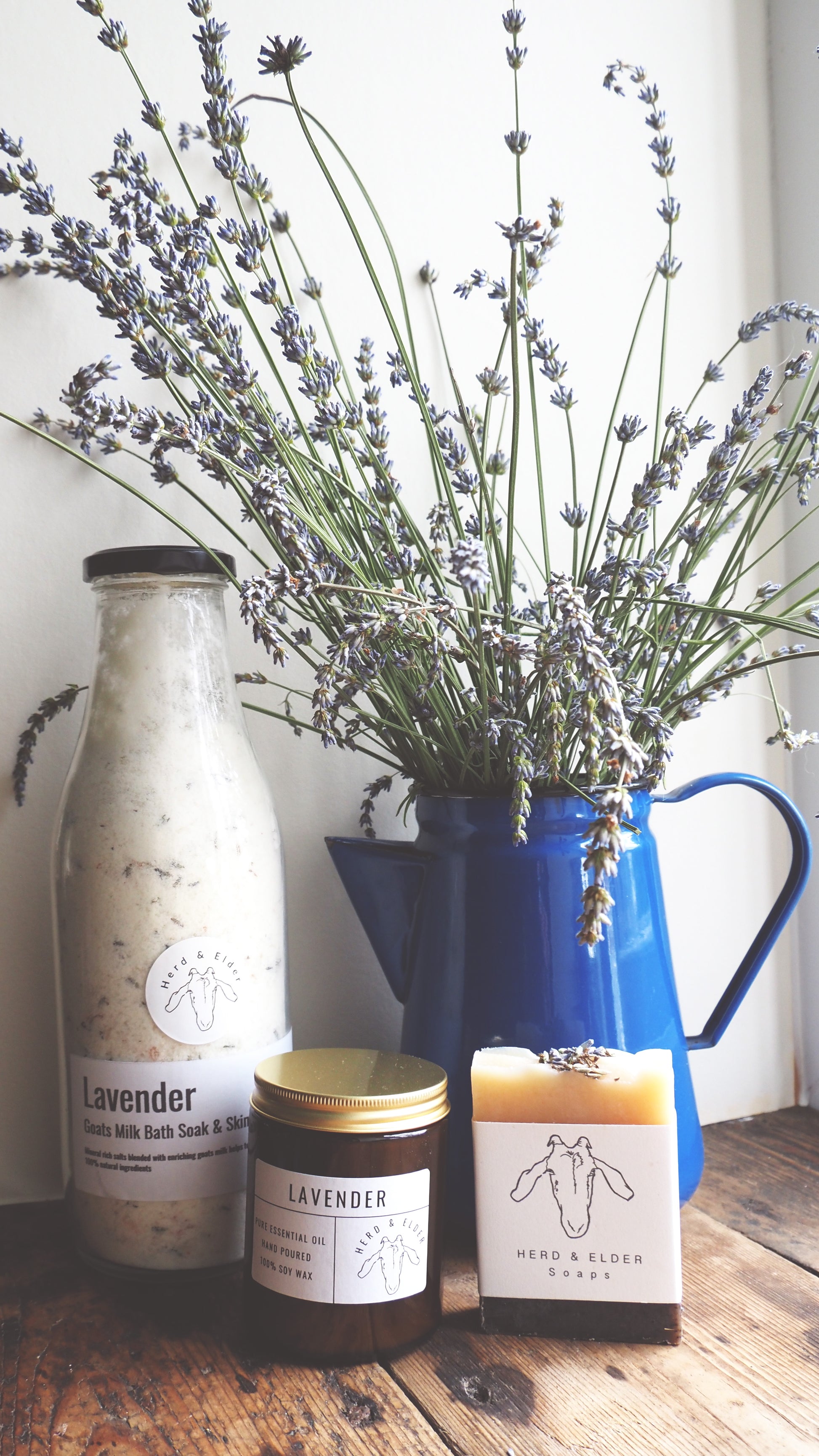 Lavender Goat Milk Soap – Natural, Handmade Cold Process Soap from Lancashire with lavender bath soak and fresh lavender flowers.